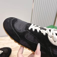 女🌾2026新色系!情侣款 Bottega Veneta(BV葆蝶家)OrbitFlash系列复古运动鞋 女🌾2026新色系!情侣款 Bottega Veneta(BV葆蝶家)OrbitFlash系列复古运动鞋