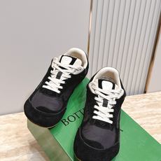 女🌾2026新色系!情侣款 Bottega Veneta(BV葆蝶家)OrbitFlash系列复古运动鞋 女🌾2026新色系!情侣款 Bottega Veneta(BV葆蝶家)OrbitFlash系列复古运动鞋