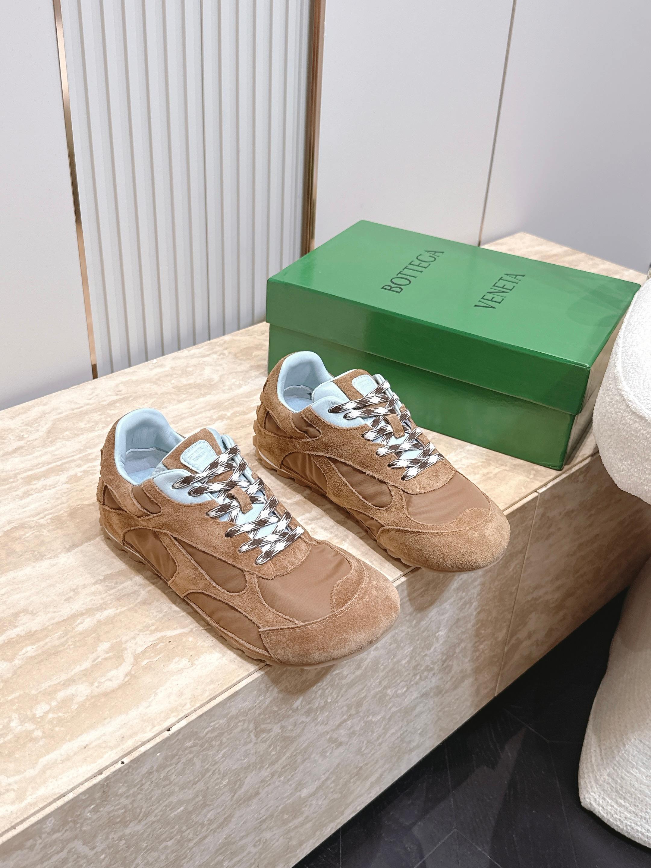 女🌾2026新色系！情侣款 Bottega Veneta(BV葆蝶家)OrbitFlash系列复古运动鞋