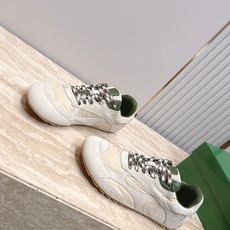 女🌾2026新色系!情侣款 Bottega Veneta(BV葆蝶家)OrbitFlash系列复古运动鞋 女🌾2026新色系!情侣款 Bottega Veneta(BV葆蝶家)OrbitFlash系列复古运动鞋