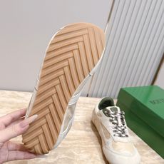 女🌾2026新色系!情侣款 Bottega Veneta(BV葆蝶家)OrbitFlash系列复古运动鞋 女🌾2026新色系!情侣款 Bottega Veneta(BV葆蝶家)OrbitFlash系列复古运动鞋