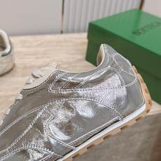女🌾2026新色系!情侣款 Bottega Veneta(BV葆蝶家)OrbitFlash系列复古运动鞋 女🌾2026新色系!情侣款 Bottega Veneta(BV葆蝶家)OrbitFlash系列复古运动鞋