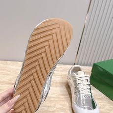 女🌾2026新色系!情侣款 Bottega Veneta(BV葆蝶家)OrbitFlash系列复古运动鞋 女🌾2026新色系!情侣款 Bottega Veneta(BV葆蝶家)OrbitFlash系列复古运动鞋