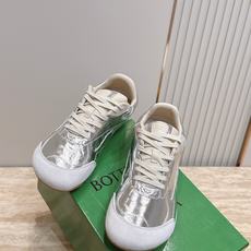 女🌾2026新色系!情侣款 Bottega Veneta(BV葆蝶家)OrbitFlash系列复古运动鞋 女🌾2026新色系!情侣款 Bottega Veneta(BV葆蝶家)OrbitFlash系列复古运动鞋