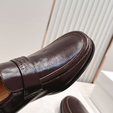 Maison Margiela马吉拉 mm6 春夏新款乐福单鞋系列……【圆头拉皱乐福单鞋】原版一比一打造 Maison Margiela马吉拉 mm6 春夏新款乐福单鞋系列……【圆头拉皱乐福单鞋】原版一比一打造