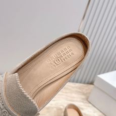 Maison Margiela mm6 马吉拉26vs早秋新款时装单鞋系列……【圆头乐福半拖单鞋】原版一 Maison Margiela mm6 马吉拉26vs早秋新款时装单鞋系列……【圆头乐福半拖单鞋】原版一