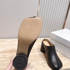 Maison Margiela马吉拉26vs早秋新款时装单鞋系列……【异形头半拖单鞋】原版一比一打造👍🉐 Maison Margiela马吉拉26vs早秋新款时装单鞋系列……【异形头半拖单鞋】原版一比一打造👍🉐
