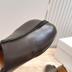 Maison Margiela马吉拉26vs早秋新款时装单鞋系列……【异形头半拖单鞋】原版一比一打造👍🉐 Maison Margiela马吉拉26vs早秋新款时装单鞋系列……【异形头半拖单鞋】原版一比一打造👍🉐