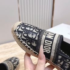 Dior迪奥26vs早秋新款渔夫系列…【圆头厚底渔夫鞋】简约超级百搭. 上脚完美奢华,可任意搭配,春夏服 Dior迪奥26vs早秋新款渔夫系列…【圆头厚底渔夫鞋】简约超级百搭. 上脚完美奢华,可任意搭配,春夏服