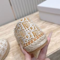 Dior迪奥26vs早秋新款渔夫系列…【圆头厚底渔夫鞋】简约超级百搭. 上脚完美奢华,可任意搭配,春夏服 Dior迪奥26vs早秋新款渔夫系列…【圆头厚底渔夫鞋】简约超级百搭. 上脚完美奢华,可任意搭配,春夏服