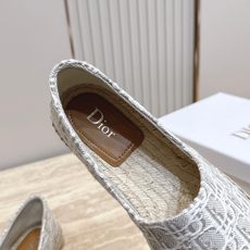 Dior迪奥26vs早秋新款渔夫系列…【圆头厚底渔夫鞋】简约超级百搭. 上脚完美奢华,可任意搭配,春夏服 Dior迪奥26vs早秋新款渔夫系列…【圆头厚底渔夫鞋】简约超级百搭. 上脚完美奢华,可任意搭配,春夏服