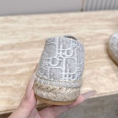 Dior迪奥26vs早秋新款渔夫系列…【圆头厚底渔夫鞋】简约超级百搭. 上脚完美奢华,可任意搭配,春夏服 Dior迪奥26vs早秋新款渔夫系列…【圆头厚底渔夫鞋】简约超级百搭. 上脚完美奢华,可任意搭配,春夏服