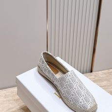 Dior迪奥26vs早秋新款渔夫系列…【圆头厚底渔夫鞋】简约超级百搭. 上脚完美奢华,可任意搭配,春夏服 Dior迪奥26vs早秋新款渔夫系列…【圆头厚底渔夫鞋】简约超级百搭. 上脚完美奢华,可任意搭配,春夏服