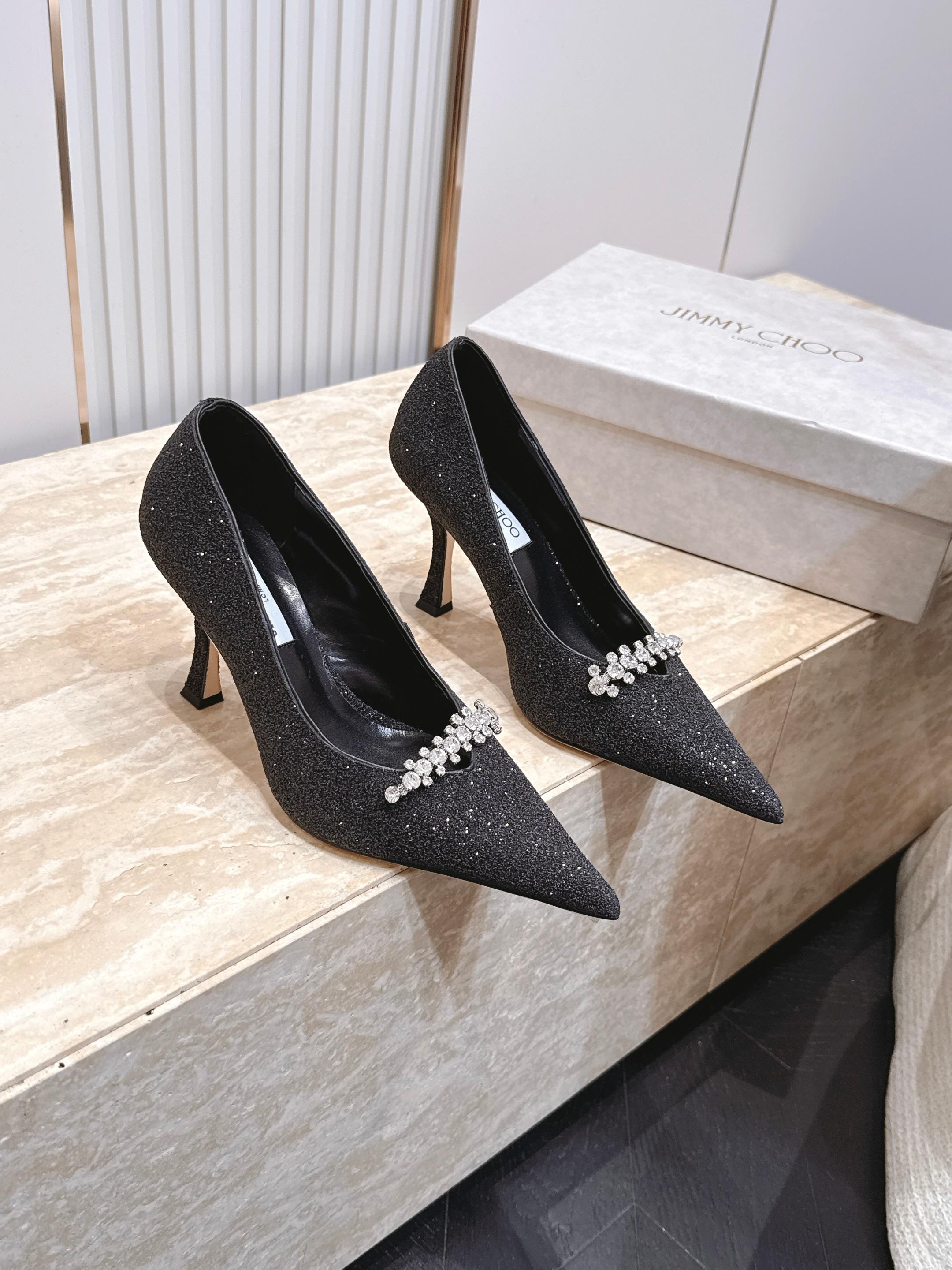 JIMMY CHOO-26vs早秋时装新款单鞋系列…【尖头高跟单鞋】原版顶级复刻，超高品质奉上⚠️时髦有
