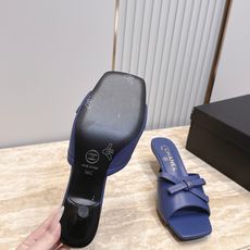 CHANEL 香奈儿 26vs早秋专柜最新时装单鞋系列……【方头蝴蝶结凉拖】香奈儿女士钟爱简约又难以抗拒 CHANEL 香奈儿 26vs早秋专柜最新时装单鞋系列……【方头蝴蝶结凉拖】香奈儿女士钟爱简约又难以抗拒