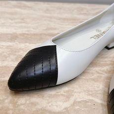 CHANEL 香奈儿26vs早秋专柜最新时装单鞋系列……【尖头平底单鞋】香奈儿女士钟爱简约又难以抗拒系 CHANEL 香奈儿26vs早秋专柜最新时装单鞋系列……【尖头平底单鞋】香奈儿女士钟爱简约又难以抗拒系