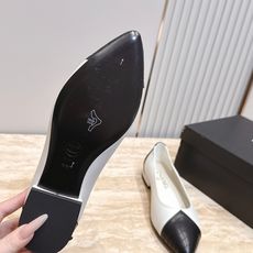 CHANEL 香奈儿26vs早秋专柜最新时装单鞋系列……【尖头平底单鞋】香奈儿女士钟爱简约又难以抗拒系 CHANEL 香奈儿26vs早秋专柜最新时装单鞋系列……【尖头平底单鞋】香奈儿女士钟爱简约又难以抗拒系