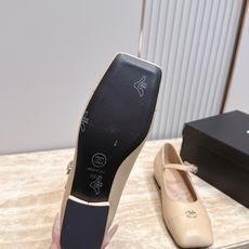 CHANEL 香奈儿 26vs早秋专柜最新时装单鞋系列……【方头横带单鞋】香奈儿女士钟爱简约又难以抗拒系 CHANEL 香奈儿 26vs早秋专柜最新时装单鞋系列……【方头横带单鞋】香奈儿女士钟爱简约又难以抗拒系