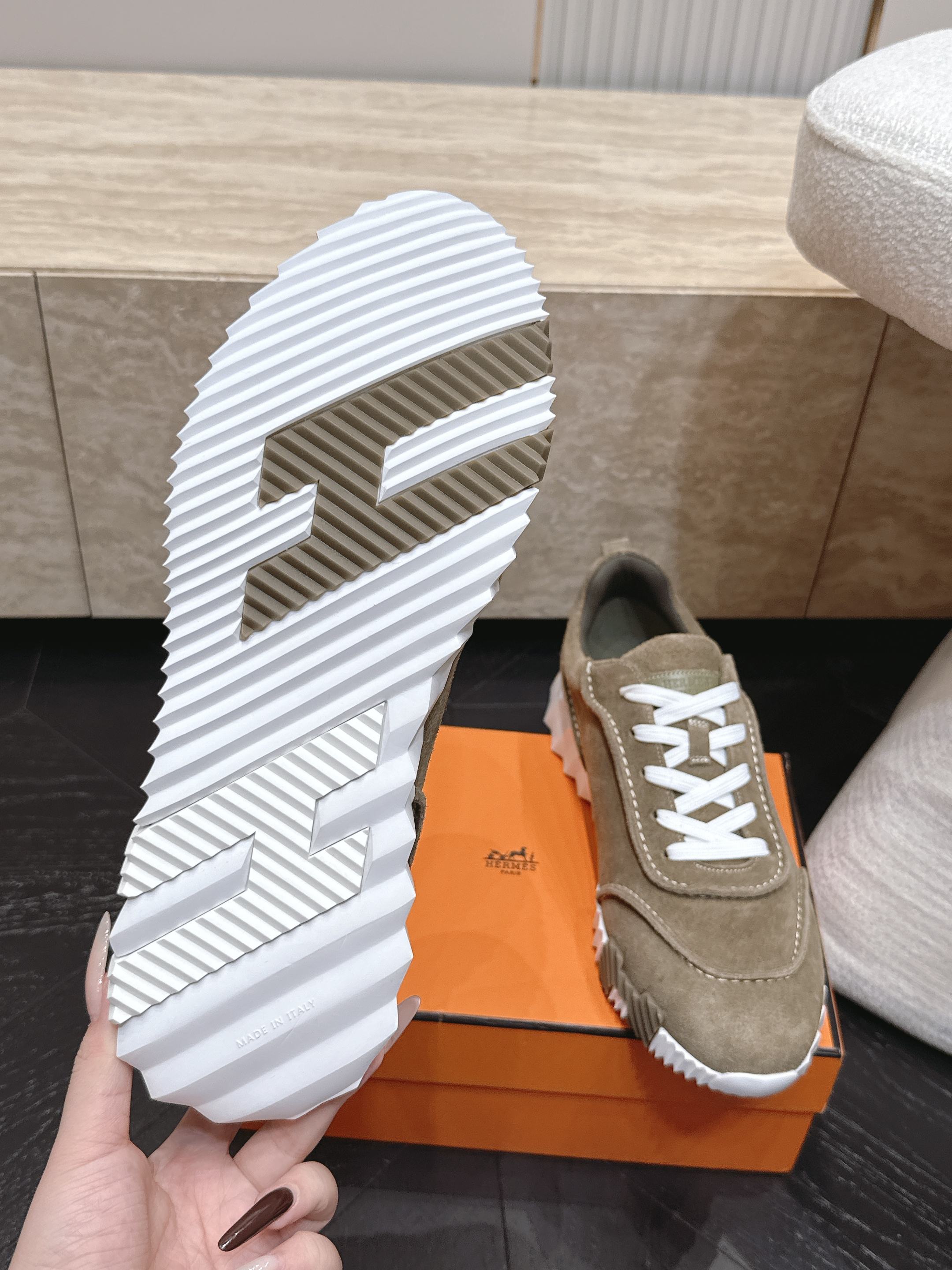 Hermes 爱马仕 2026 新款厚底休闲运动鞋德训鞋 情侣款 男士+10工艺极致，同步专柜上新.鞋子