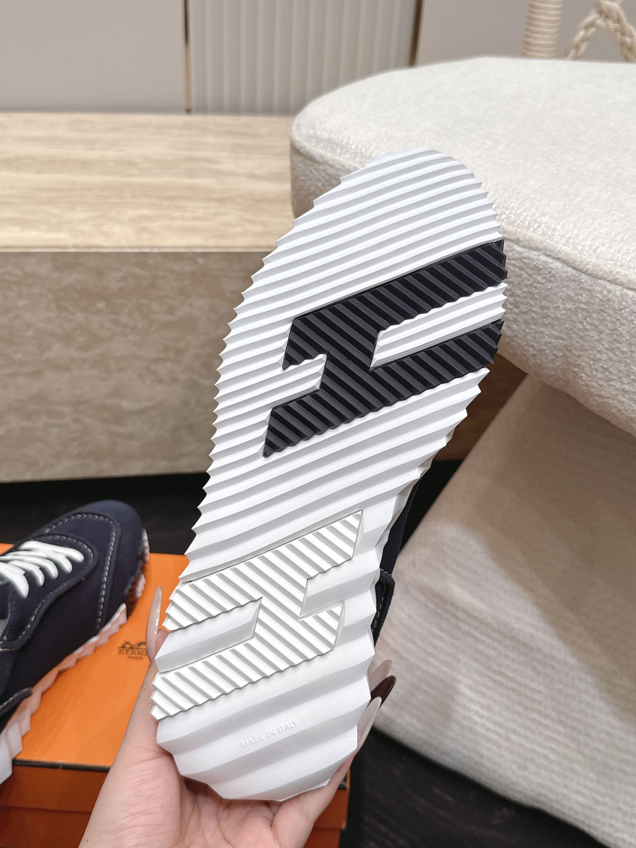 Hermes 爱马仕 2026 新款厚底休闲运动鞋德训鞋 情侣款 男士+10工艺极致，同步专柜上新.鞋子