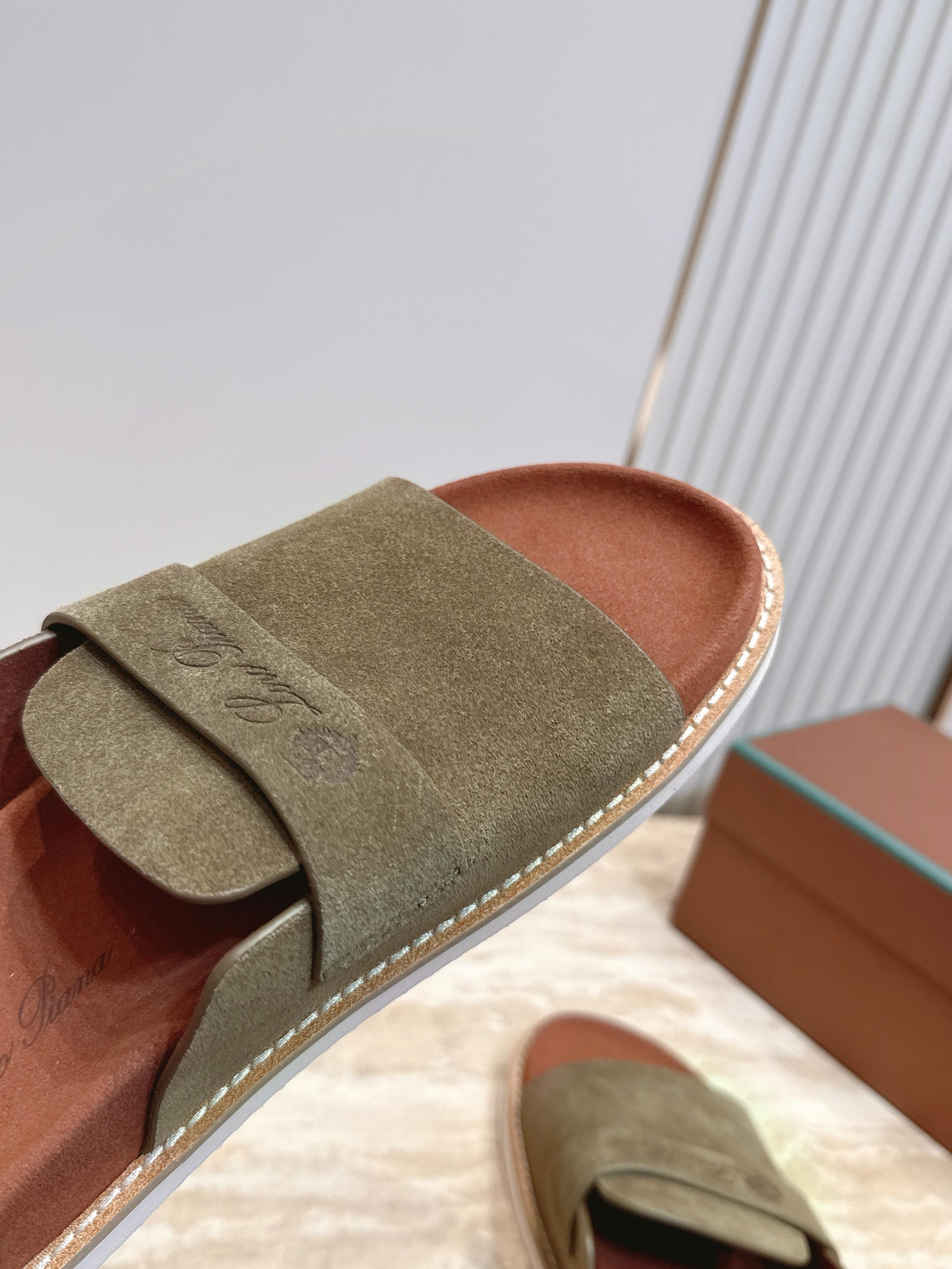 顶版 Brunello Cucinelli BC男士休闲男凉拖鞋饭列｜此款凉拖鞋鞋面料采用意大利进口高丝