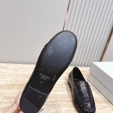 YSL圣罗兰2026/vs早秋新品乐福鞋 小皮鞋 超多明星网红种草 今年超火的乐福鞋 简简单单的老钱风穿搭 复古摩登拉皱 YSL圣罗兰2026/vs早秋新品乐福鞋 小皮鞋 超多明星网红种草 今年超火的乐福鞋 简简单单的老钱风穿搭 复古摩登拉皱