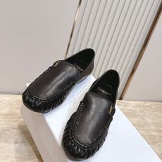YSL圣罗兰2026/vs早秋新品乐福鞋 小皮鞋 超多明星网红种草 今年超火的乐福鞋 简简单单的老钱风穿搭 复古摩登拉皱 YSL圣罗兰2026/vs早秋新品乐福鞋 小皮鞋 超多明星网红种草 今年超火的乐福鞋 简简单单的老钱风穿搭 复古摩登拉皱