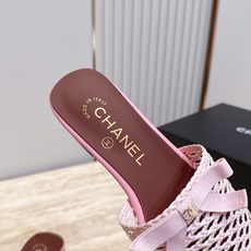 CHANEL 香奈儿26vs 尖头编织半拖鞋凉鞋 香奈儿女士钟爱简约又难以抗拒系 搭配展现与众不同的穿搭风格、自由混搭闪 CHANEL 香奈儿26vs 尖头编织半拖鞋凉鞋 香奈儿女士钟爱简约又难以抗拒系 搭配展现与众不同的穿搭风格、自由混搭闪