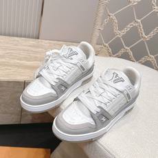 顶级版本: 情侣款 新色系! LV trainer~~全新升级版~~经典回归❗ 情侣款,滑板鞋,篮球鞋,运动鞋…… LV 顶级版本: 情侣款 新色系! LV trainer~~全新升级版~~经典回归❗ 情侣款,滑板鞋,篮球鞋,运动鞋…… LV