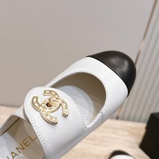 Chanel 香奈儿26b F法式仙女风玛丽珍平底鞋单鞋芭蕾舞鞋 亮向于时装秀,太好看了,焕新演绎经典标志性的风格。别致 Chanel 香奈儿26b F法式仙女风玛丽珍平底鞋单鞋芭蕾舞鞋 亮向于时装秀,太好看了,焕新演绎经典标志性的风格。别致
