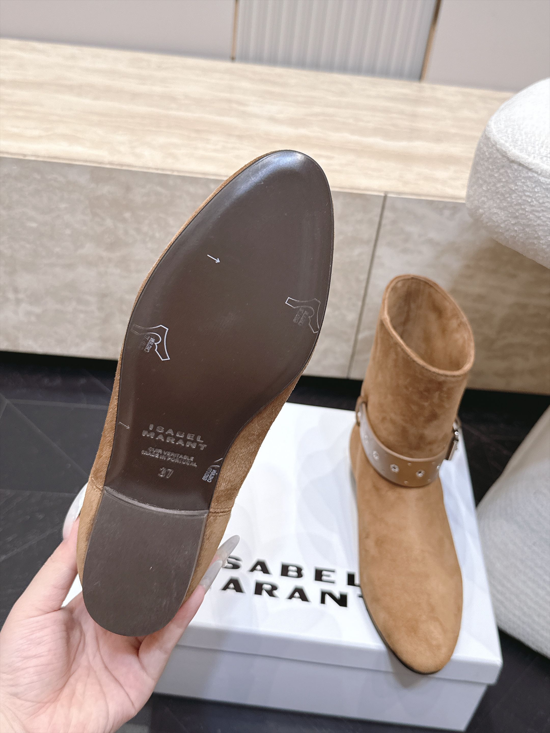 isabel marant/伊莎贝尔26vs早秋最新休闲靴子系列… 【复古一脚蹬短靴】 玛兰混合过去与将来"交织出非洲,
