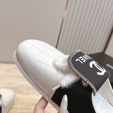 香奈儿 Chanel2026vs早秋圆头厚底半拖休闲鞋 仙女款,最新的拼色绝了,无法抗拒,最新饼干鞋目前超级流行的彩 香奈儿 Chanel2026vs早秋圆头厚底半拖休闲鞋 仙女款,最新的拼色绝了,无法抗拒,最新饼干鞋目前超级流行的彩