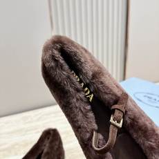 顶级版本 Prada 普拉达 2026ss新款玛丽珍平底鞋乐福鞋毛毛单鞋 网红爆款来袭!各大网红抢先体验、网红ins种 顶级版本 Prada 普拉达 2026ss新款玛丽珍平底鞋乐福鞋毛毛单鞋 网红爆款来袭!各大网红抢先体验、网红ins种