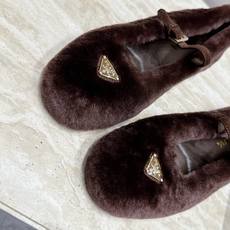 顶级版本 Prada 普拉达 2026ss新款玛丽珍平底鞋乐福鞋毛毛单鞋 网红爆款来袭!各大网红抢先体验、网红ins种 顶级版本 Prada 普拉达 2026ss新款玛丽珍平底鞋乐福鞋毛毛单鞋 网红爆款来袭!各大网红抢先体验、网红ins种