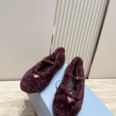 顶级版本 Prada 普拉达 2026ss新款玛丽珍平底鞋乐福鞋毛毛单鞋 网红爆款来袭!各大网红抢先体验、网红ins 顶级版本 Prada 普拉达 2026ss新款玛丽珍平底鞋乐福鞋毛毛单鞋 网红爆款来袭!各大网红抢先体验、网红ins