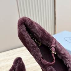 顶级版本 Prada 普拉达 2026ss新款玛丽珍平底鞋乐福鞋毛毛单鞋 网红爆款来袭!各大网红抢先体验、网红ins 顶级版本 Prada 普拉达 2026ss新款玛丽珍平底鞋乐福鞋毛毛单鞋 网红爆款来袭!各大网红抢先体验、网红ins