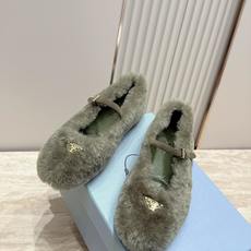 顶级版本 Prada 普拉达 2026ss新款玛丽珍平底鞋乐福鞋毛毛单鞋 网红爆款来袭!各大网红抢先体验、网红ins种 顶级版本 Prada 普拉达 2026ss新款玛丽珍平底鞋乐福鞋毛毛单鞋 网红爆款来袭!各大网红抢先体验、网红ins种
