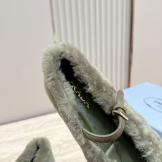 顶级版本 Prada 普拉达 2026ss新款玛丽珍平底鞋乐福鞋毛毛单鞋 网红爆款来袭!各大网红抢先体验、网红ins种 顶级版本 Prada 普拉达 2026ss新款玛丽珍平底鞋乐福鞋毛毛单鞋 网红爆款来袭!各大网红抢先体验、网红ins种