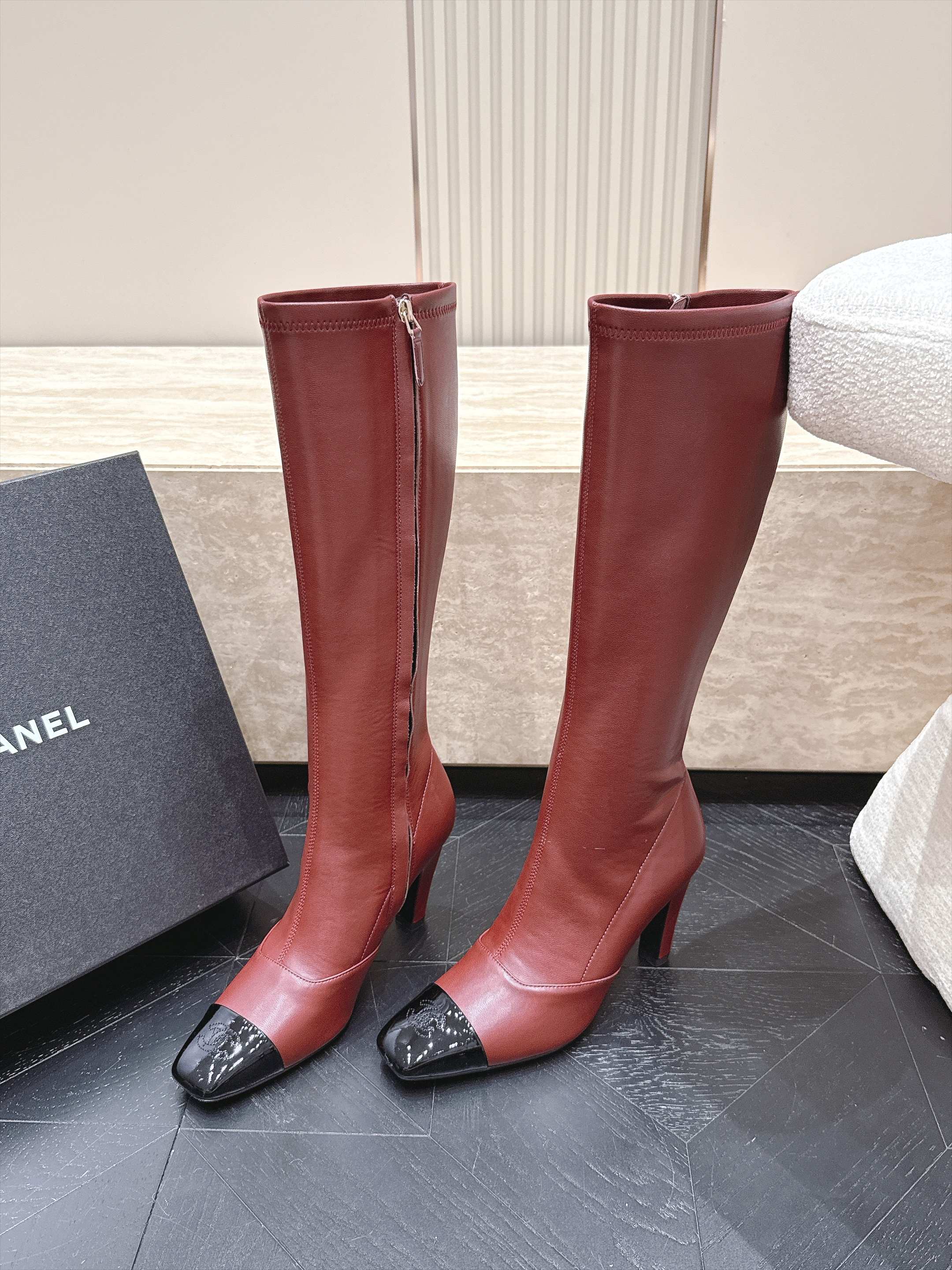 Chanel 香奈乎 2026vs早秋新品靴子系列……圆头弹力高靴长靴 超酷超飒战靴，上脚显瘦增，高超级百搭，脚感非常好