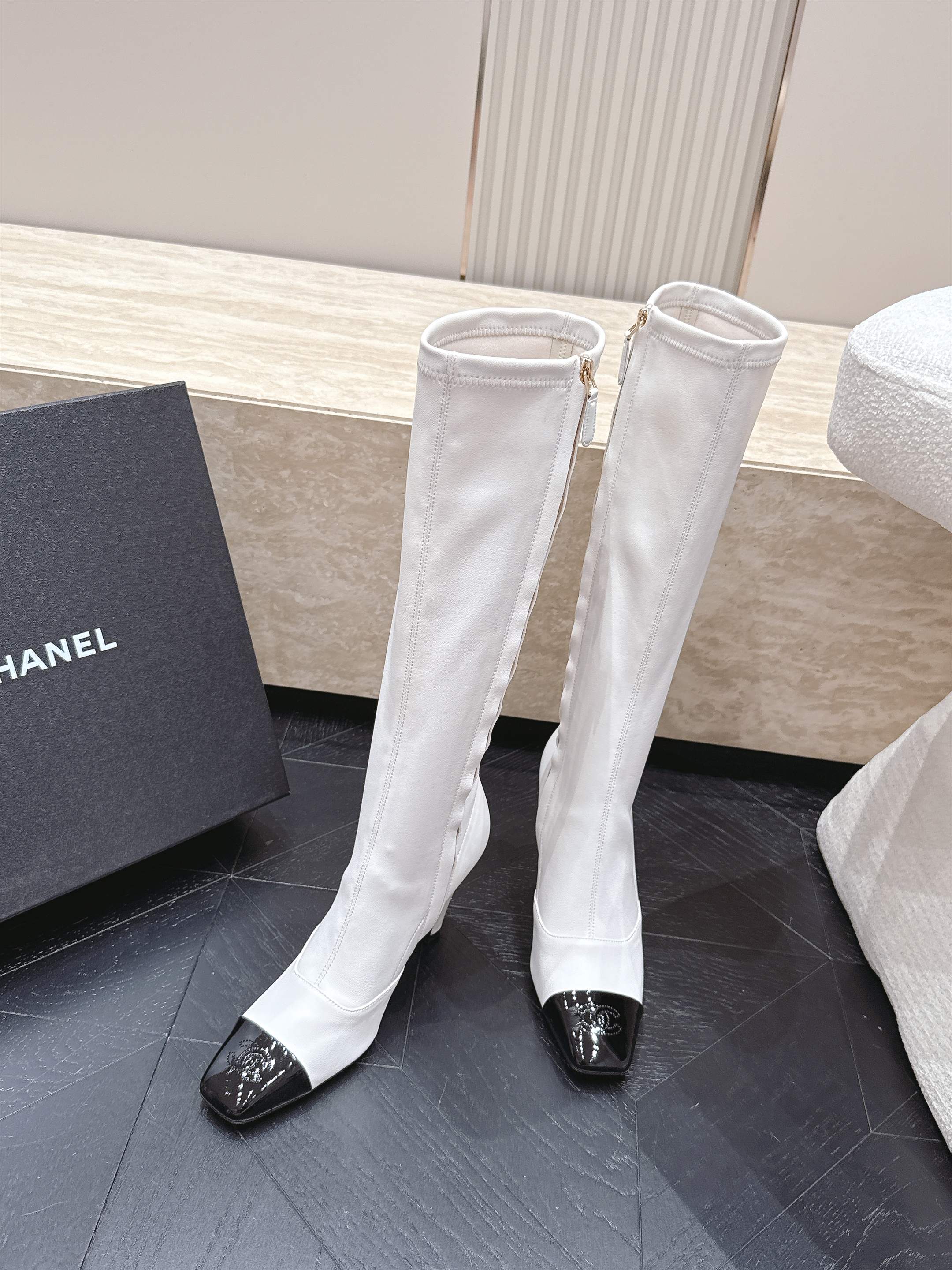 Chanel 香奈乎 2026vs早秋新品靴子系列……圆头弹力高靴长靴 超酷超飒战靴，上脚显瘦增，高超级百搭，脚感非常好