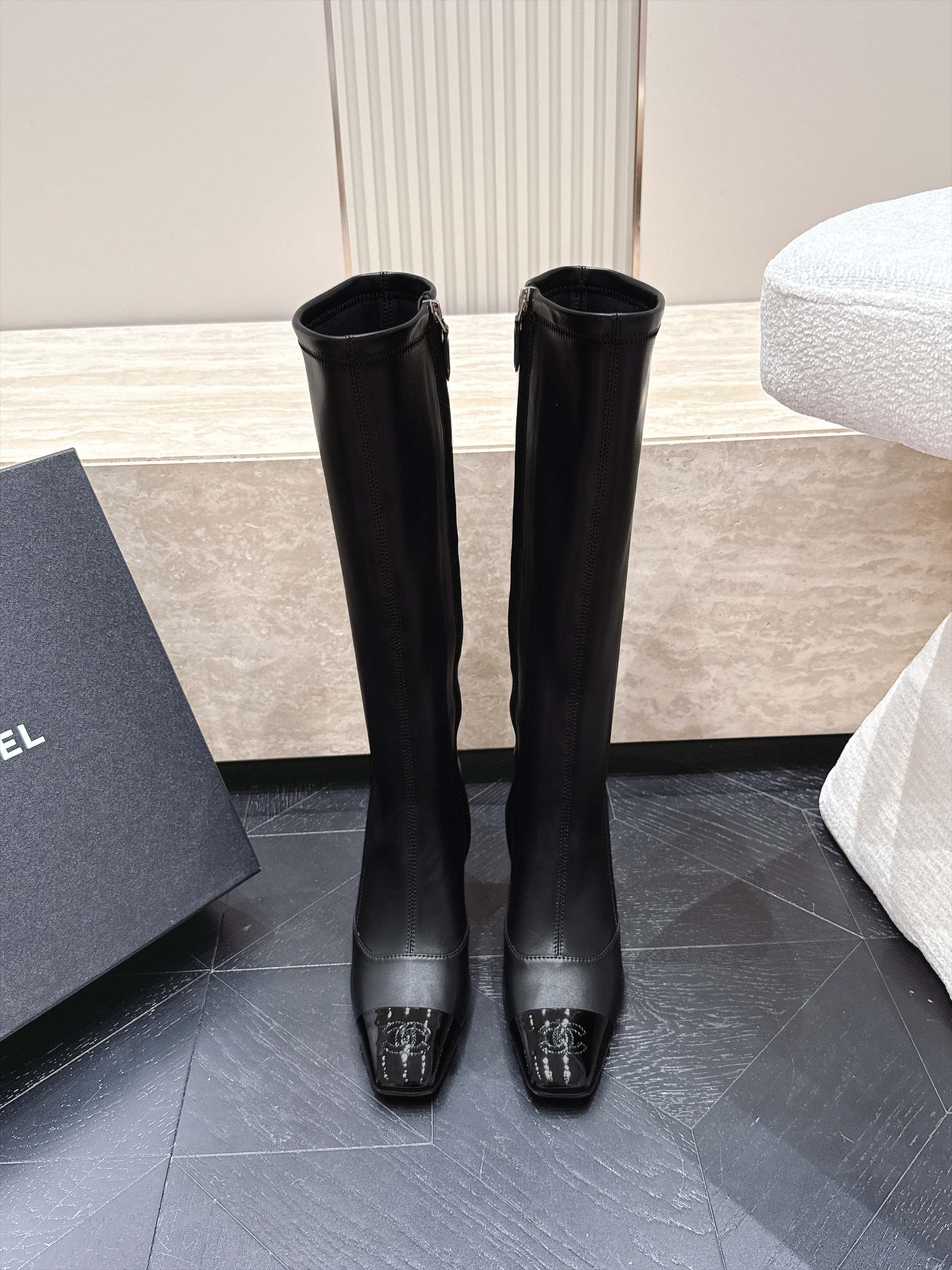 Chanel 香奈乎 2026vs早秋新品靴子系列……圆头弹力高靴长靴 超酷超飒战靴，上脚显瘦增，高超级百搭，脚感非常好