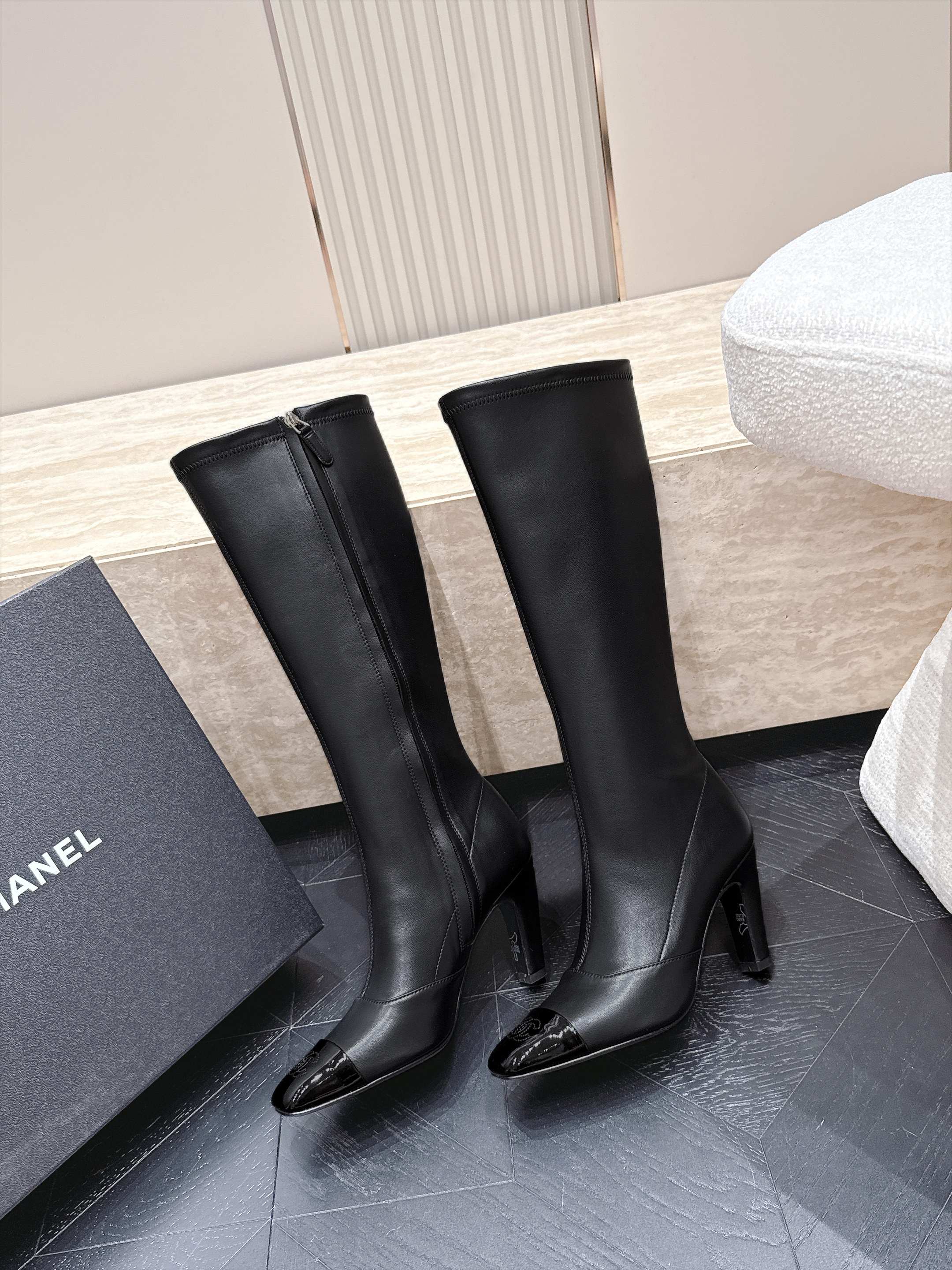 Chanel 香奈乎 2026vs早秋新品靴子系列……圆头弹力高靴长靴 超酷超飒战靴，上脚显瘦增，高超级百搭，脚感非常好