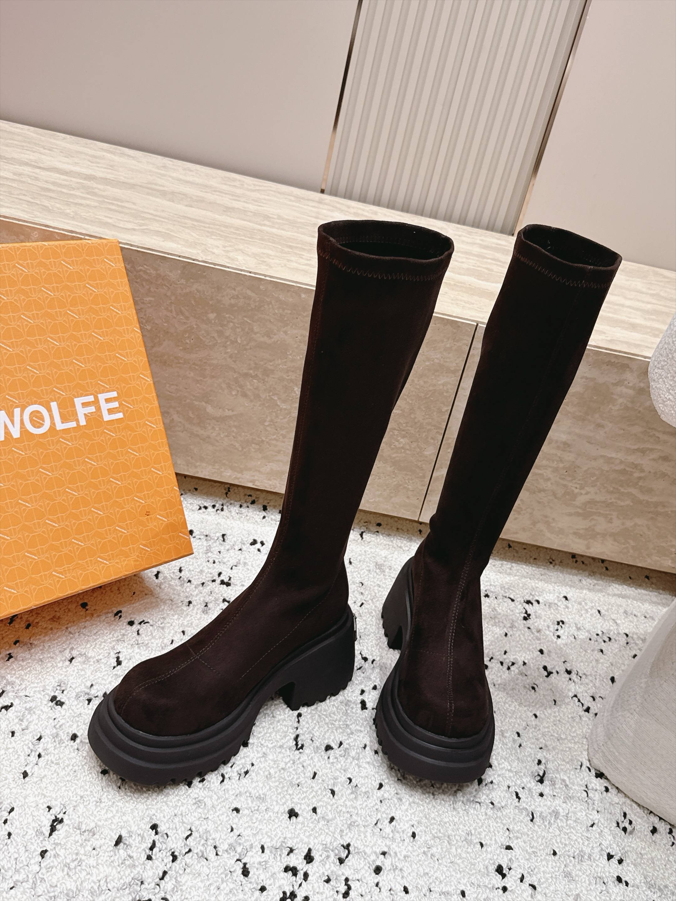 nakedwolf 26vs秋季最新秀场恨天高防水台时装靴系列…… 【圆头厚底弹力高靴】 nakedwolf*e 耐德·