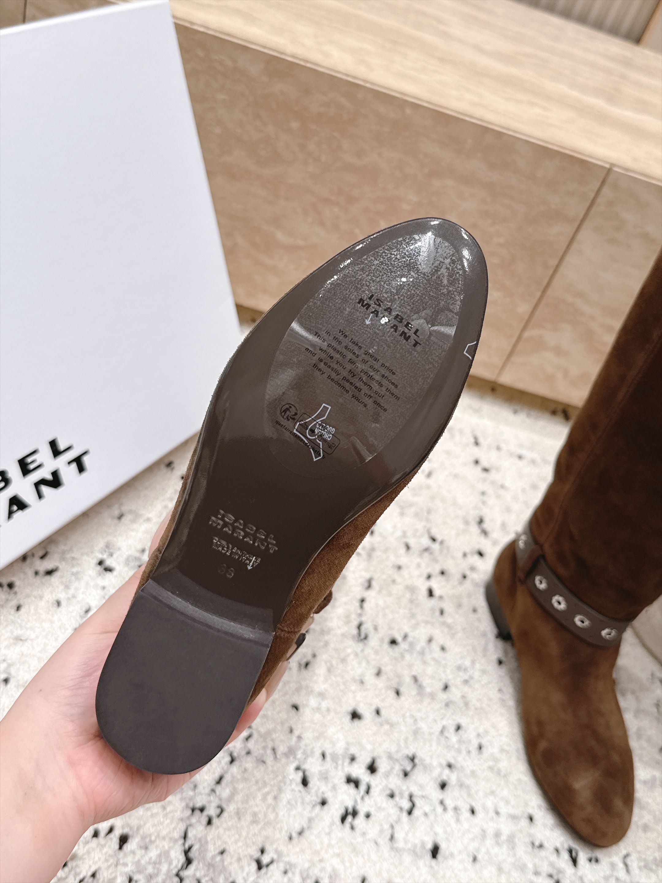 isabel marant/伊莎贝尔26vs早秋最新爆款圆头复古一脚蹬高靴 玛兰混合过去与将来"交织出非洲,印第安,安第