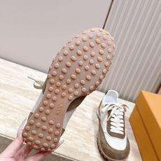 女 男+10 情侣款 Tods 托德斯26ss秋冬新品 休闲运动鞋 德训鞋 复古拼色设计 轻便透气超适合日常穿搭 女 男+10 情侣款 Tods 托德斯26ss秋冬新品 休闲运动鞋 德训鞋 复古拼色设计 轻便透气超适合日常穿搭