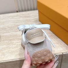 女 男+10 情侣款 Tods 托德斯26ss秋冬新品 休闲运动鞋 德训鞋 复古拼色设计 轻便透气超适合日常穿搭 女 男+10 情侣款 Tods 托德斯26ss秋冬新品 休闲运动鞋 德训鞋 复古拼色设计 轻便透气超适合日常穿搭
