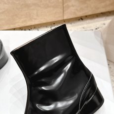 (特殊皮面) mm6 马吉拉 26秋冬 分趾短靴系列 反叛又低调的 前卫的夹脚设计与主线的分趾设计有着异曲同工之处, (特殊皮面) mm6 马吉拉 26秋冬 分趾短靴系列 反叛又低调的 前卫的夹脚设计与主线的分趾设计有着异曲同工之处,
