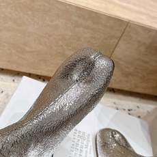 (特殊皮面) mm6 马吉拉 26秋冬 分趾短靴系列 反叛又低调的 前卫的夹脚设计与主线的分趾设计有着异曲同工之处, (特殊皮面) mm6 马吉拉 26秋冬 分趾短靴系列 反叛又低调的 前卫的夹脚设计与主线的分趾设计有着异曲同工之处,