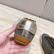 新色系!女 情侣款 男+10 高版新系列! GGDB~~Golden Goose 情侣款 休闲德训鞋 ggdb经典情侣 新色系!女 情侣款 男+10 高版新系列! GGDB~~Golden Goose 情侣款 休闲德训鞋 ggdb经典情侣