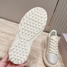格力特款 JIMMYCHOO 新款休闲鞋小白鞋 Diamond Light Maxi 系列休闲鞋 光滑皮革拼粗粒闪粉材 格力特款 JIMMYCHOO 新款休闲鞋小白鞋 Diamond Light Maxi 系列休闲鞋 光滑皮革拼粗粒闪粉材